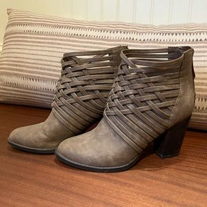 Faryl by Farylrobin shoes